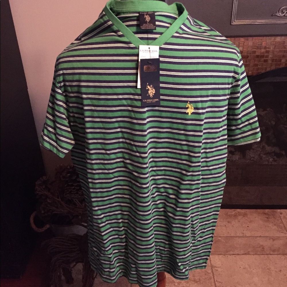 NWT US Polo Short Sleeve V-Neck, Large